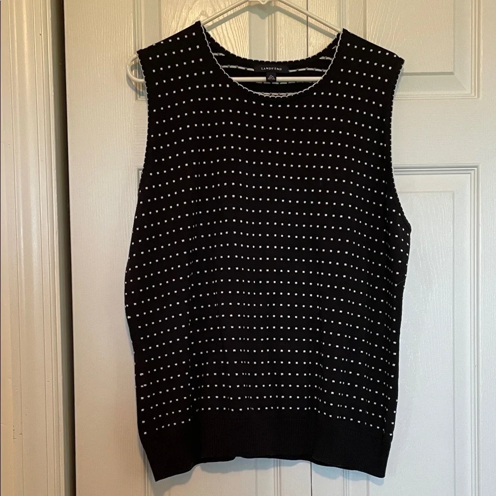 Lands’ End XL black white polka dot sweater vest 100% cotton knit scalloped neck